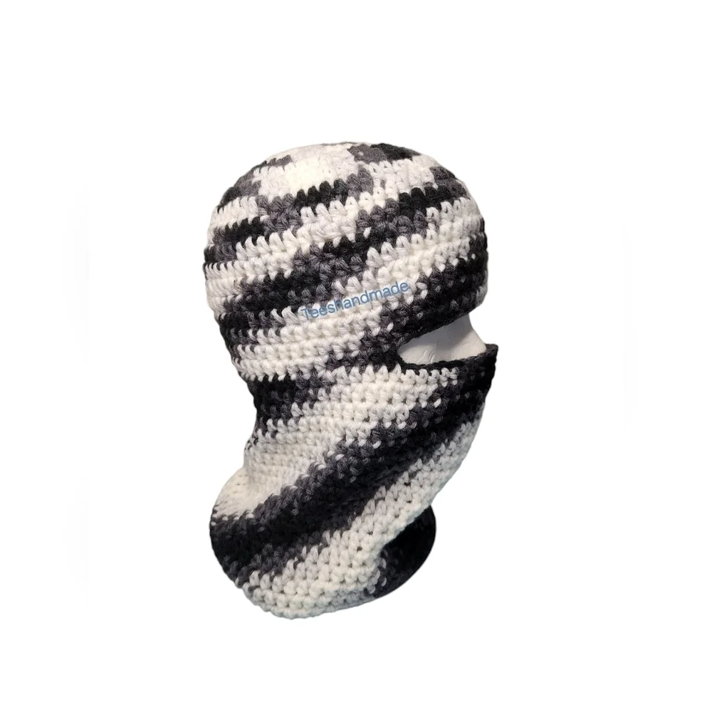 Black/White Skimask Winter Hat